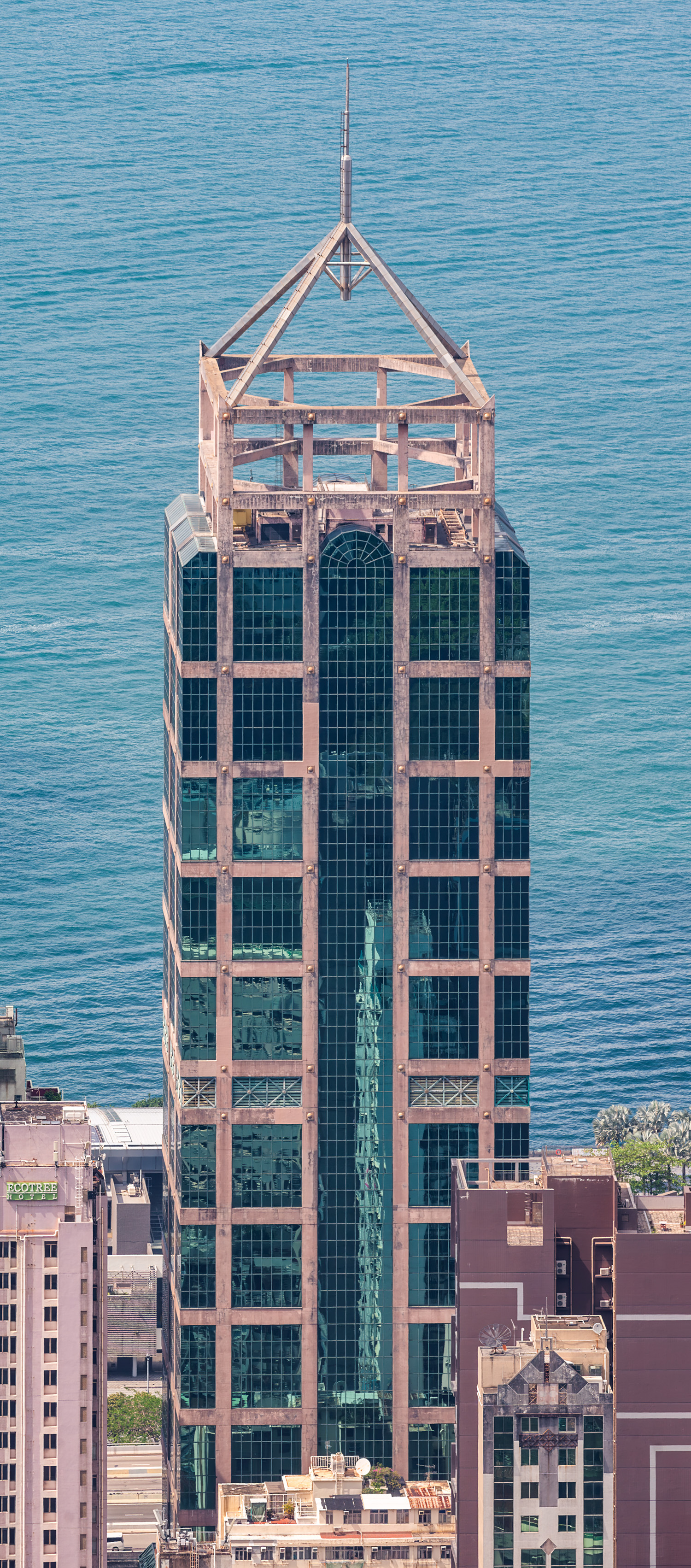 118 Connaught Road West, Hong Kong - View from Lugard Road. © Mathias Beinling
